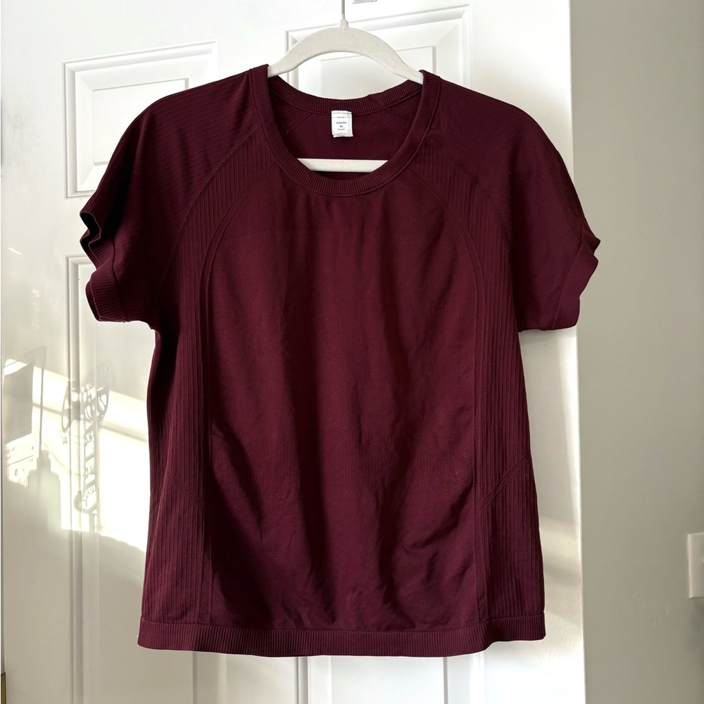Old navy athletic Top